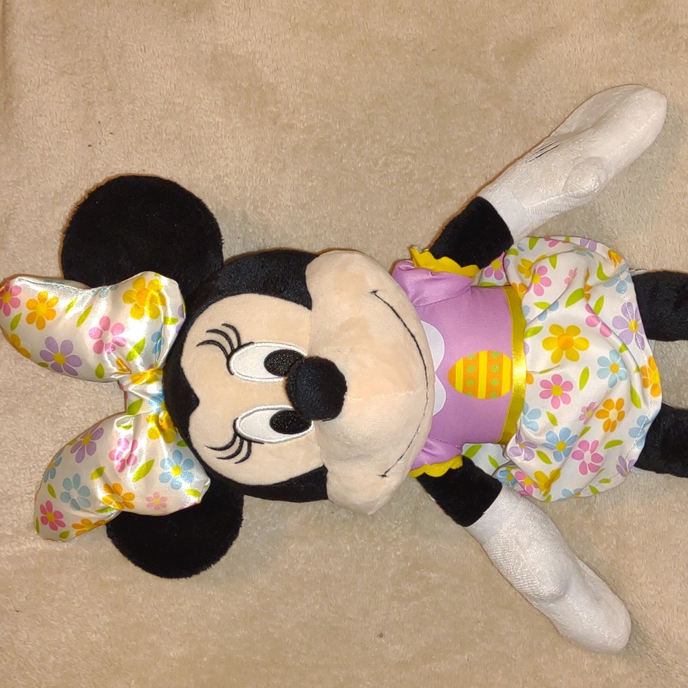 20" Disney 😻Minnie Mouse Easter 🐇🐣 addition new